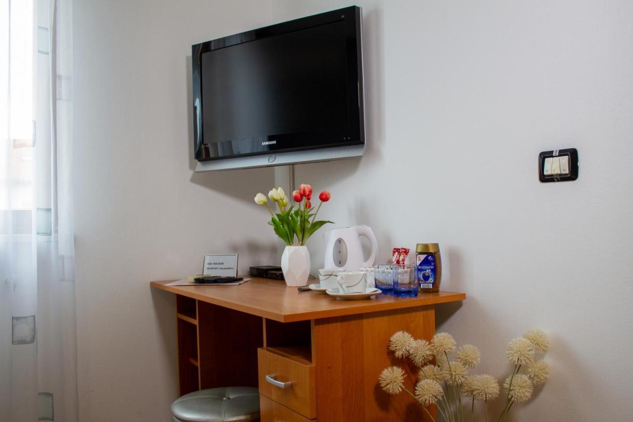 Room Adry روفينج المظهر الخارجي الصورة