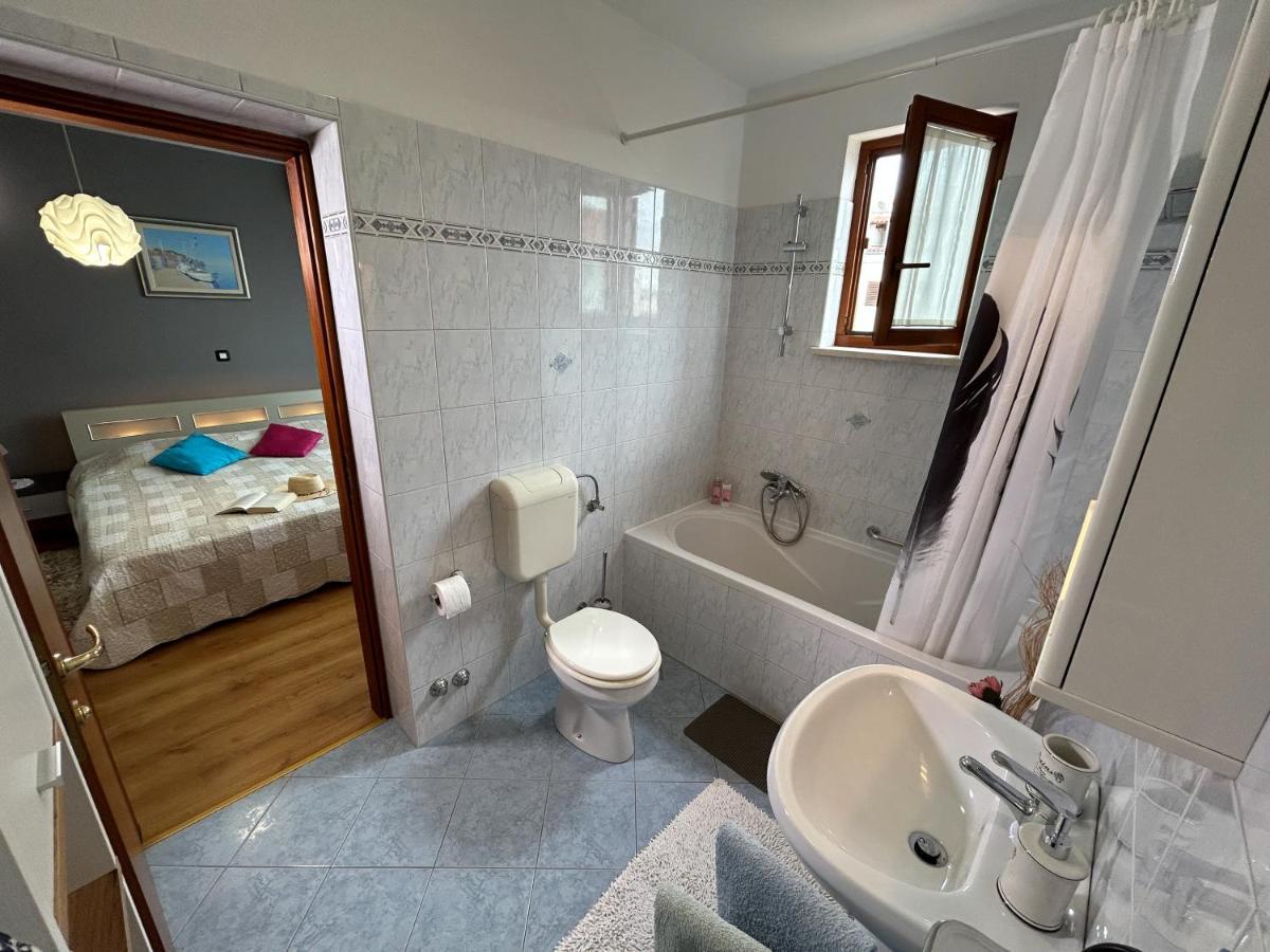 Room Adry روفينج المظهر الخارجي الصورة